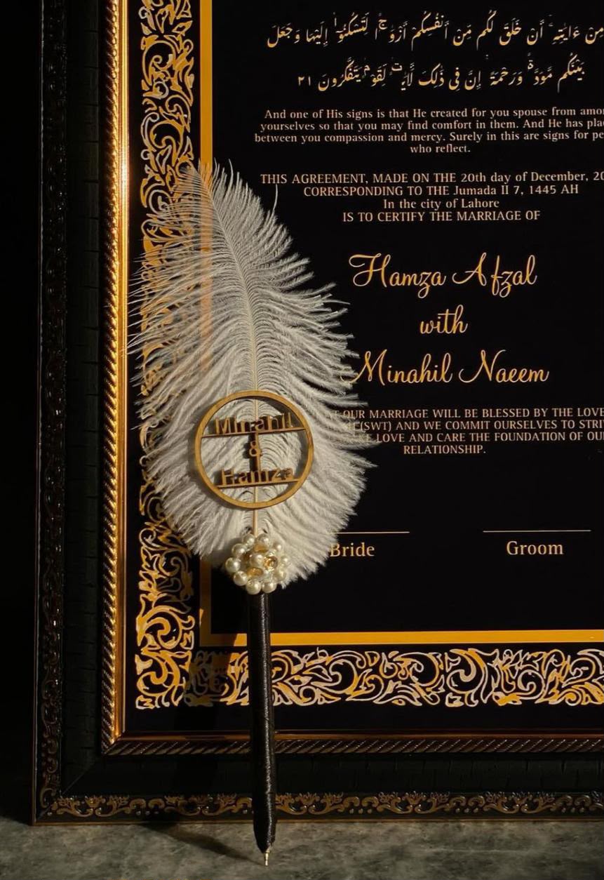 Golden Ink Pen with Custom Names (for black Nikkah Nama)